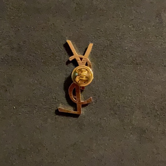 YSL Gold Pin - Picture 4 of 6